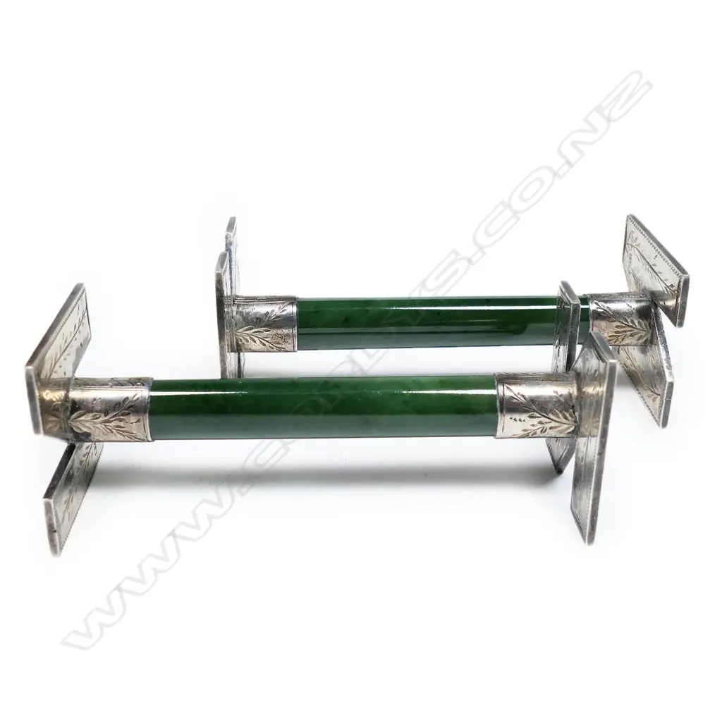 David Dawson (Dunedin) pounamu and silver 'NZ' knife rests, Image 1++